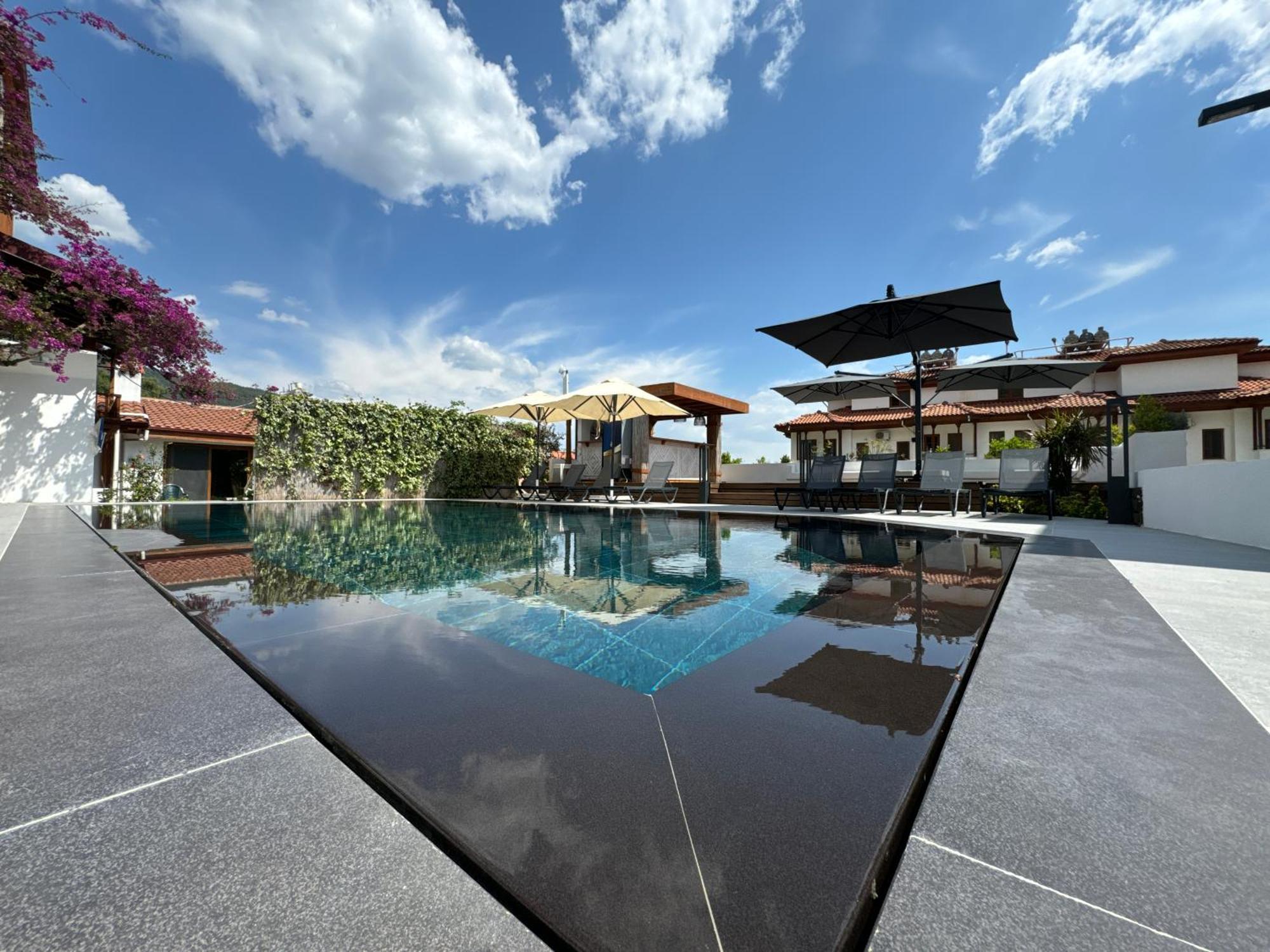 Tomsan Suites & Villas Akyaka Akyaka  Exterior photo